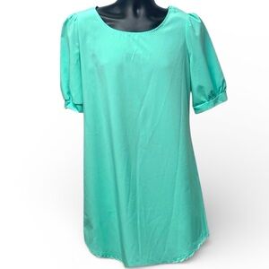 Coco & Main Women’s Mint Green Silky Slip Dress Puff Sleeve Size Medium Like New